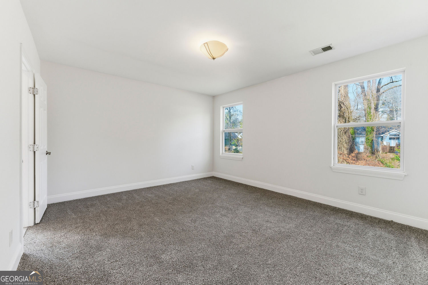 1779 N Olympian Way SW