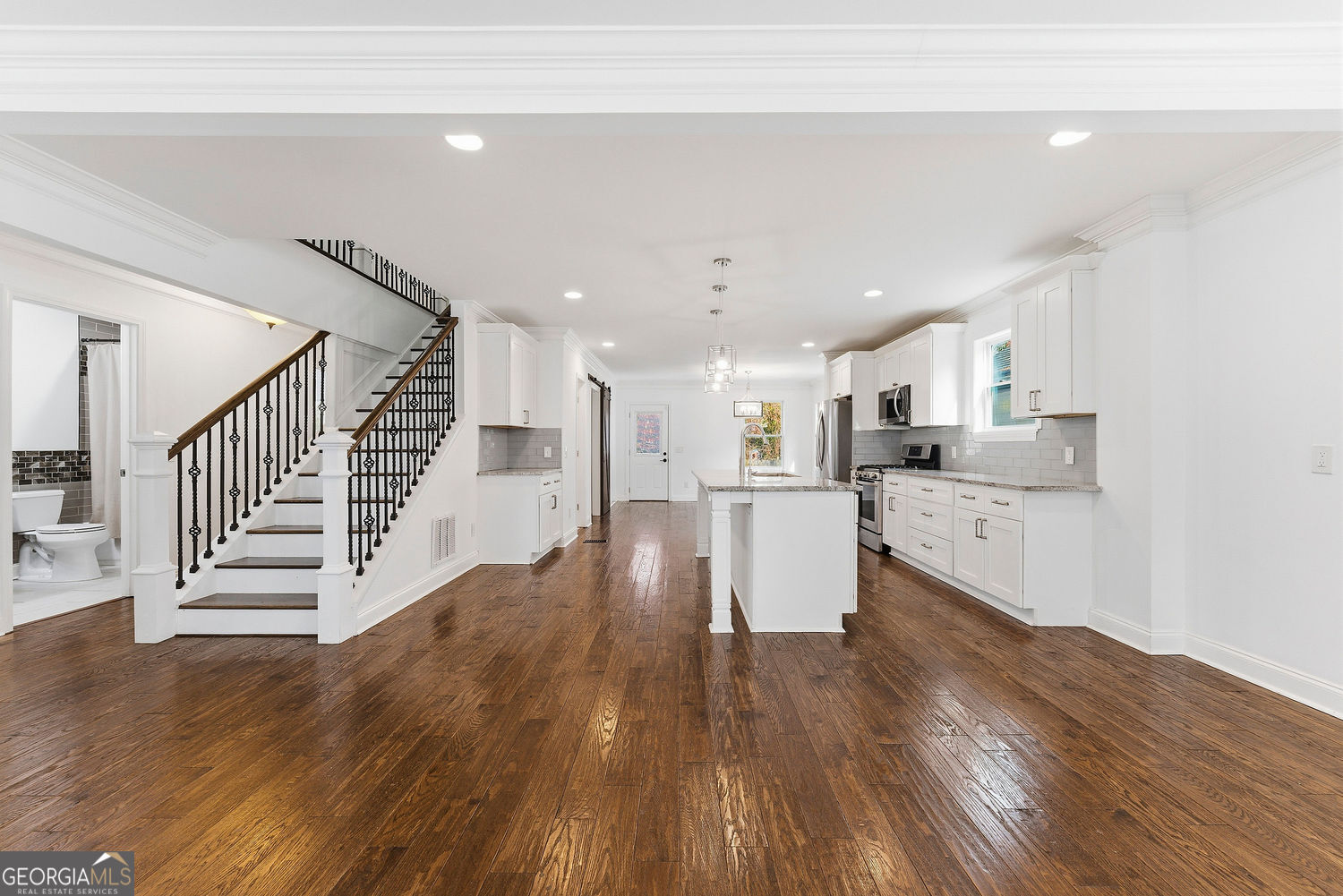 1779 N Olympian Way SW