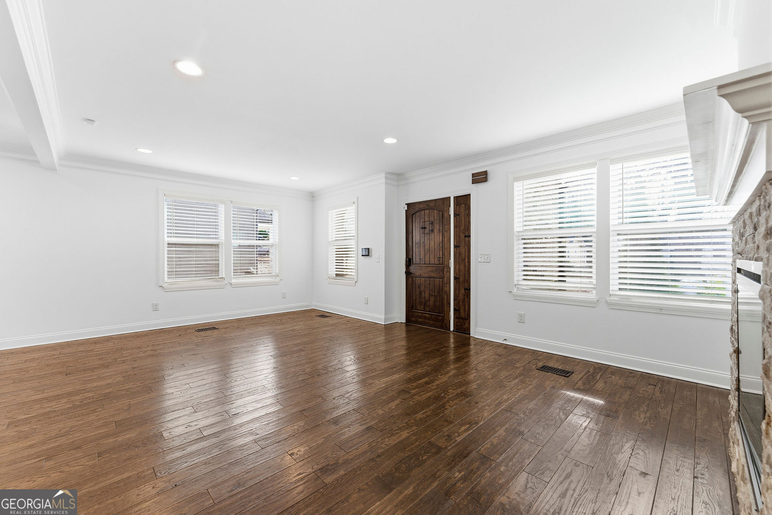 1779 N Olympian Way SW