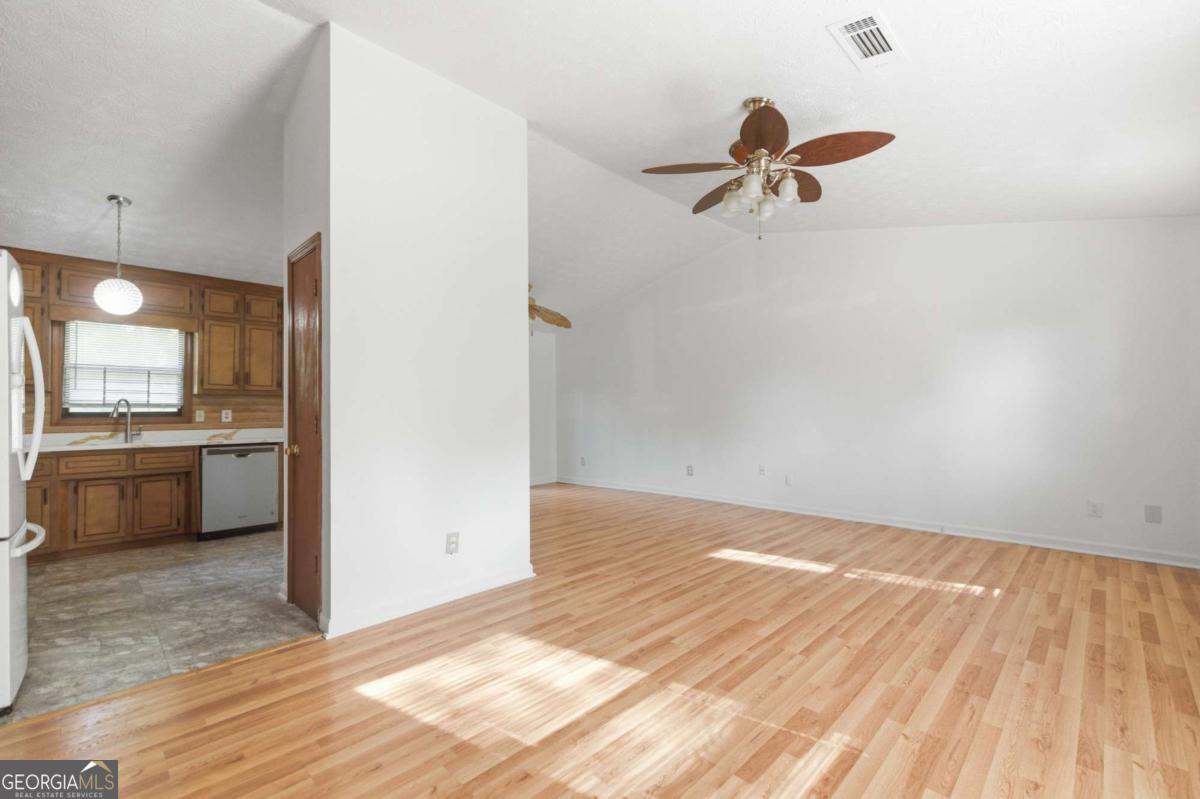 1169 Dustin Court