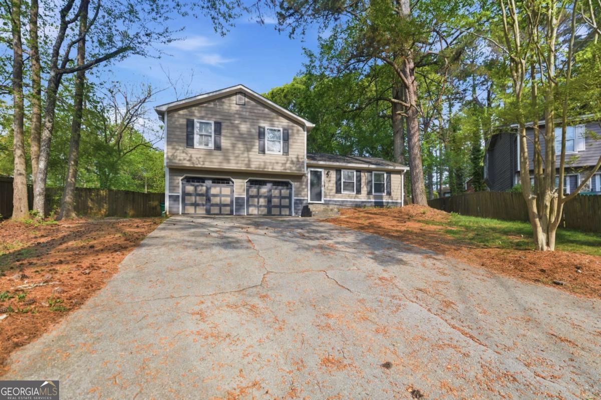 1169 Dustin Court