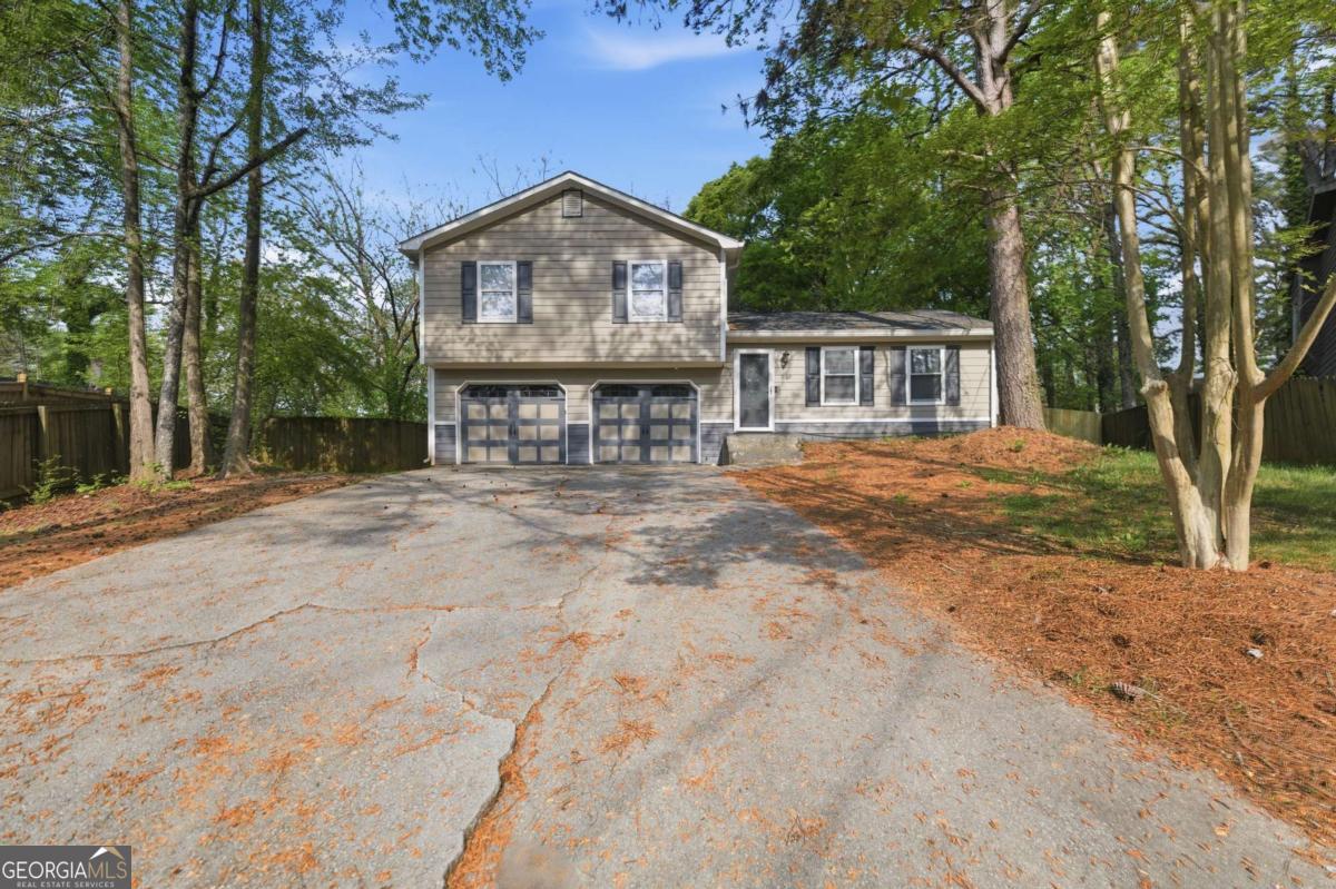 1169 Dustin Court