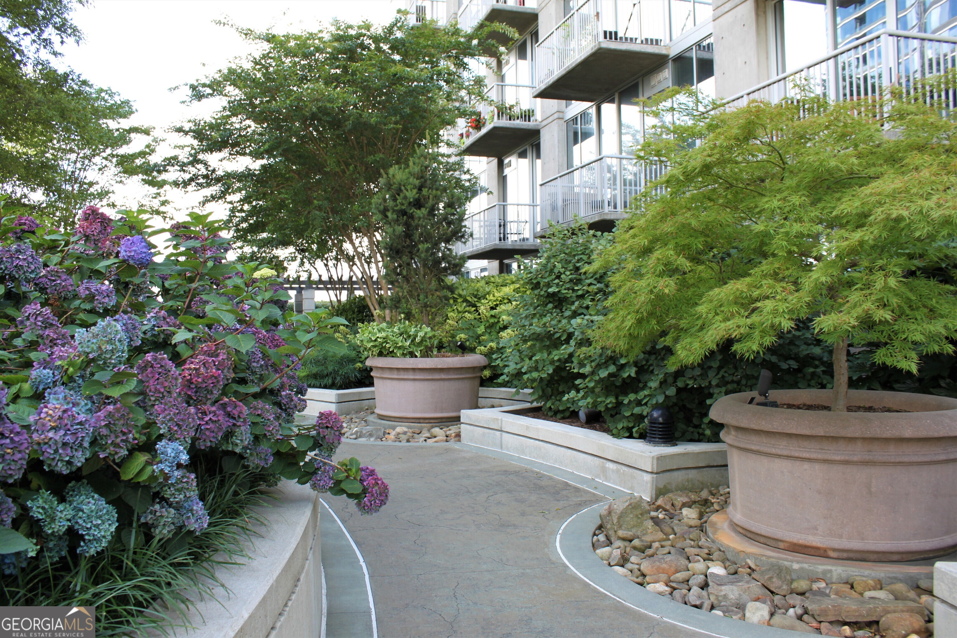 855 PEACHTREE Street NE # 3201