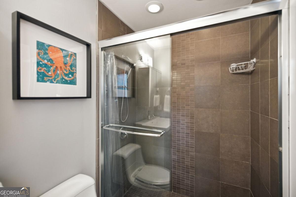 505 Oakdale Road NE # 5