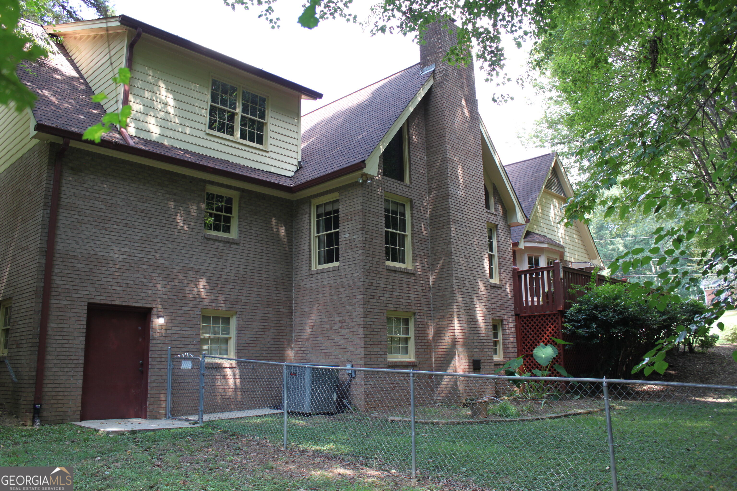 1126 Timothy Terrace