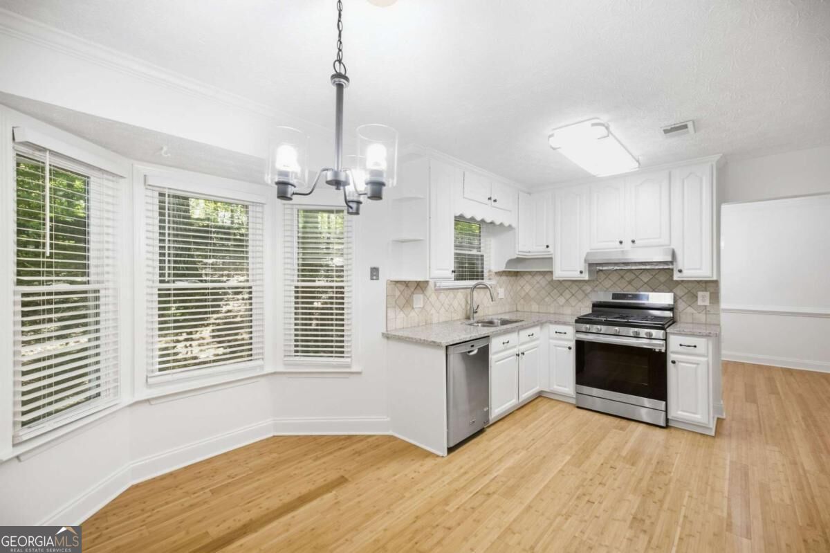 3863 Everett Court