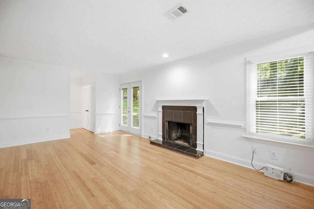 3863 Everett Court