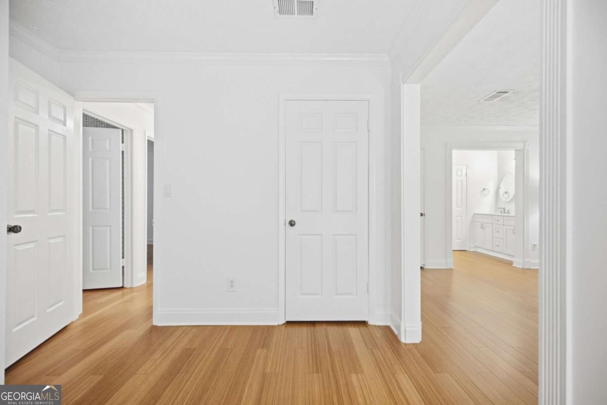 3863 Everett Court