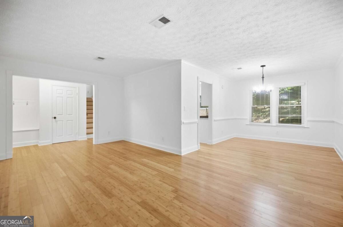 3863 Everett Court