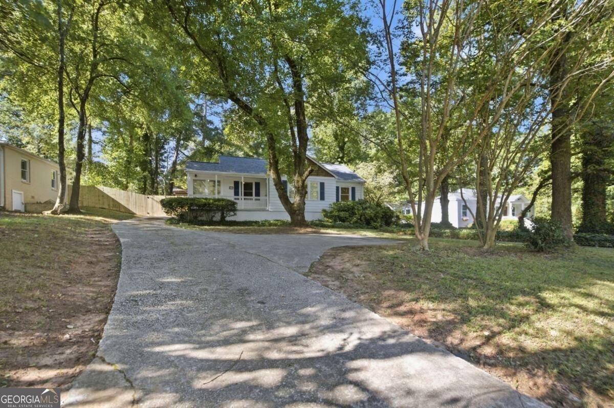 963 South Columbia Drive