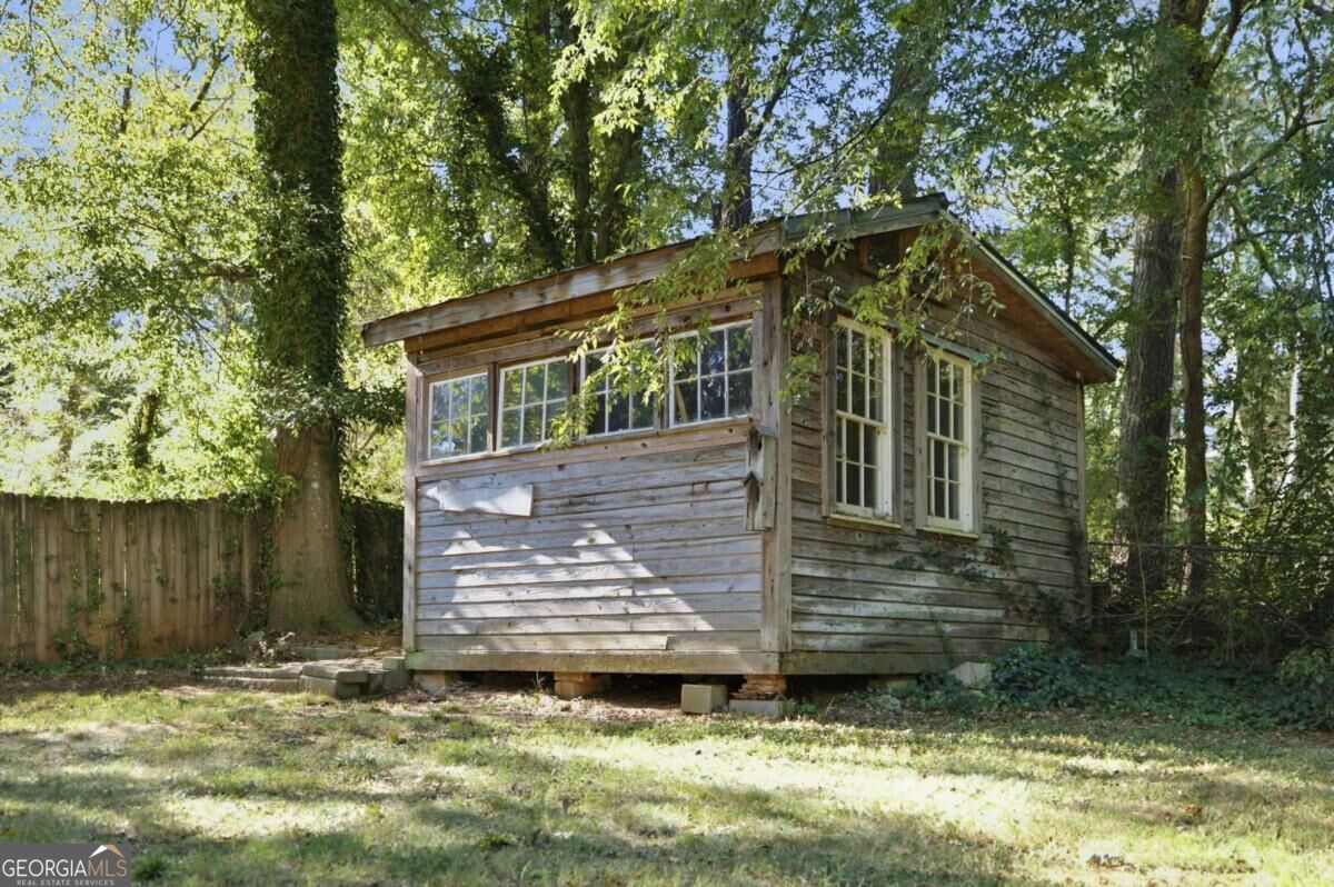 963 South Columbia Drive