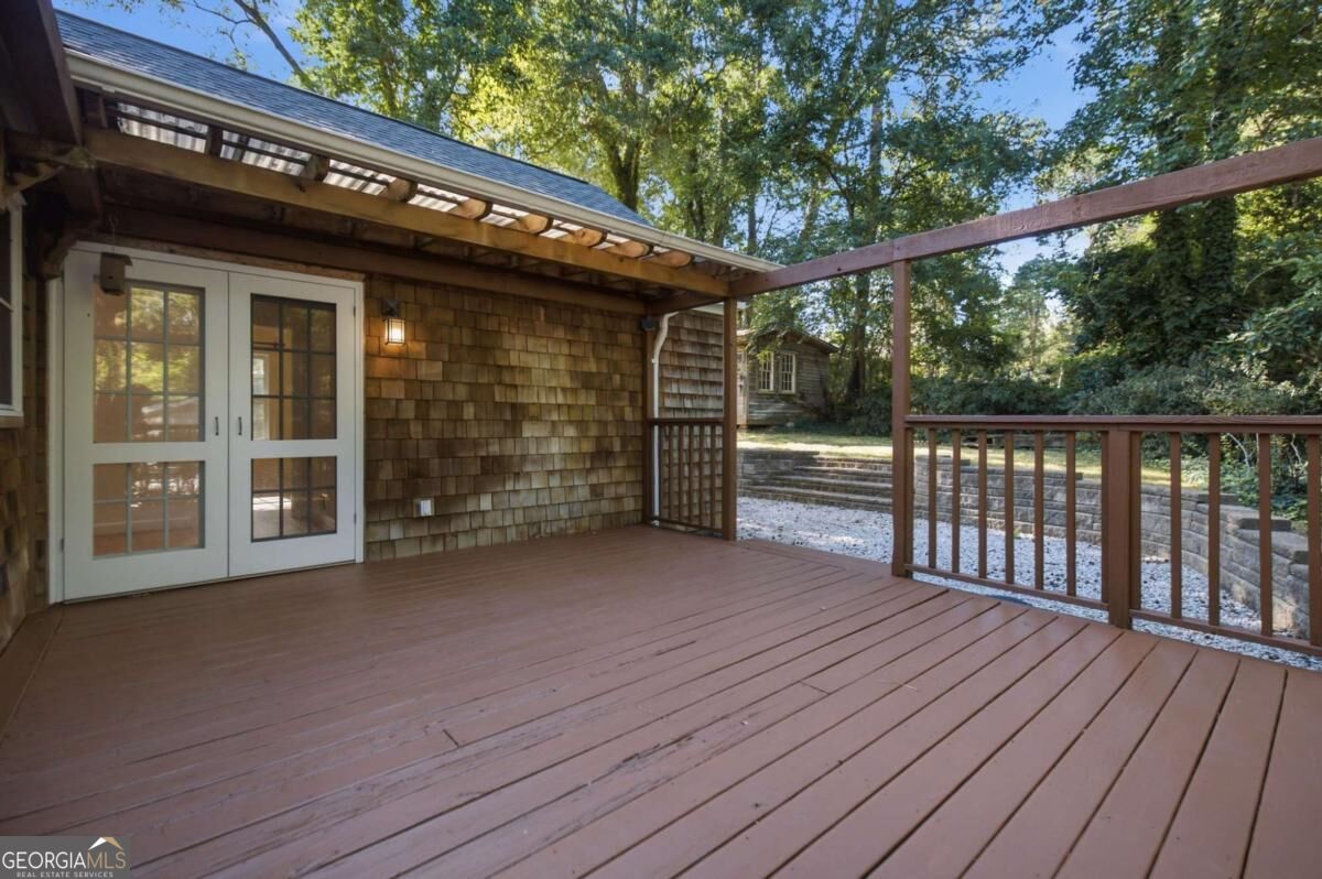963 South Columbia Drive