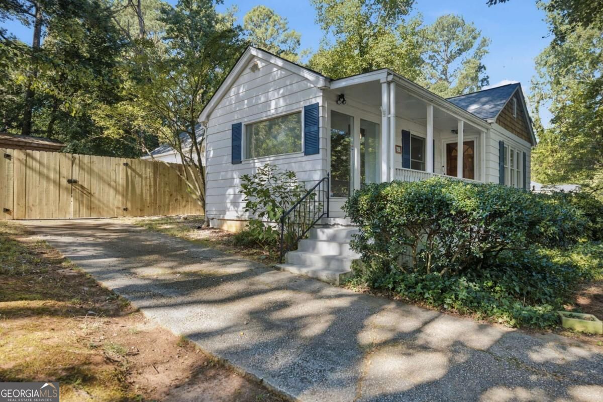963 South Columbia Drive