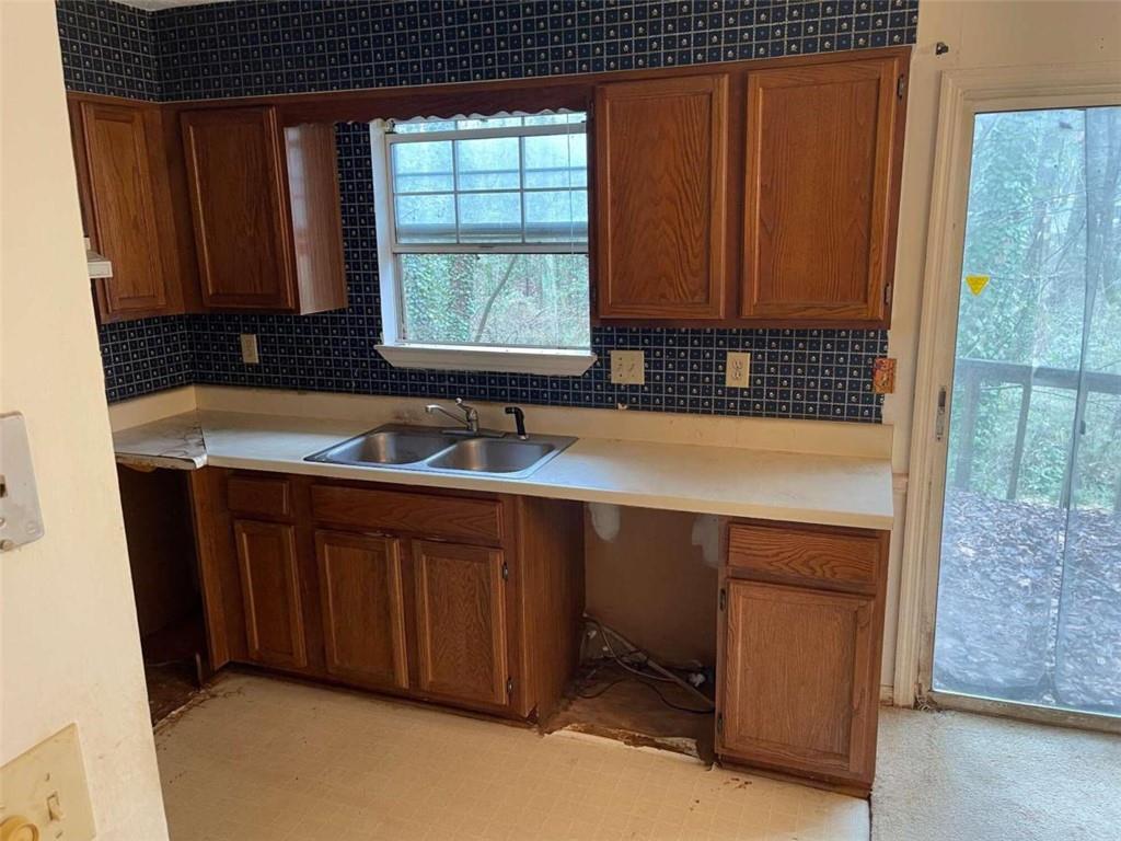 1098 Huntington Trace