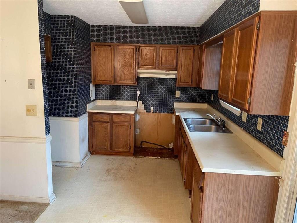 1098 Huntington Trace