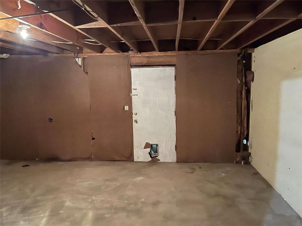1098 Huntington Trace