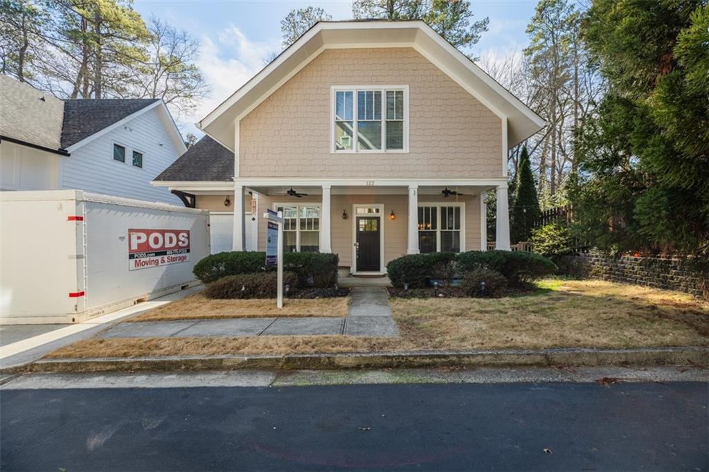 122 Lenore Place