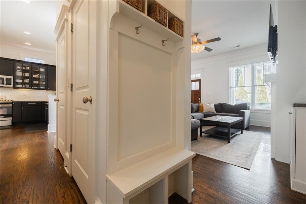 122 Lenore Place