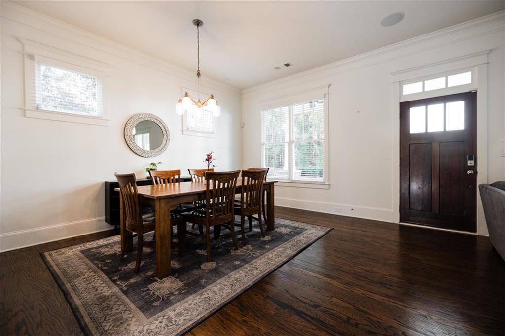 122 Lenore Place