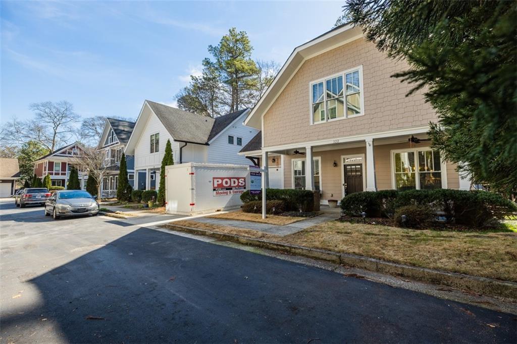122 Lenore Place