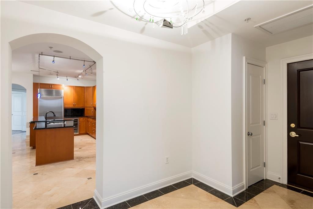 2828 Peachtree Road NE Unit 1903
