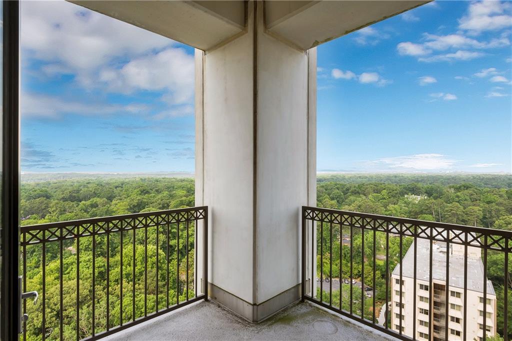 2828 Peachtree Road NE Unit 1903