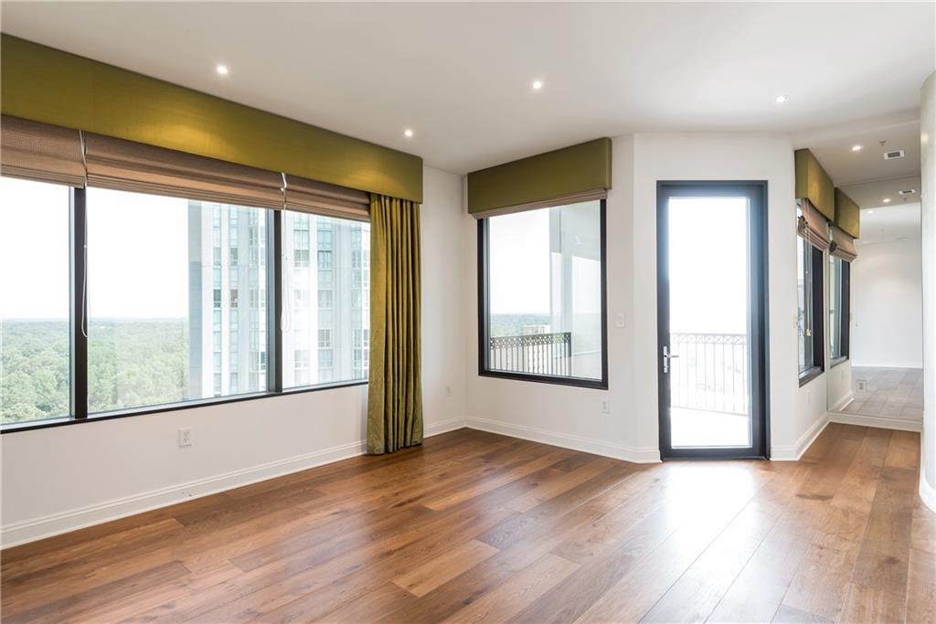 2828 Peachtree Road NE Unit 1903