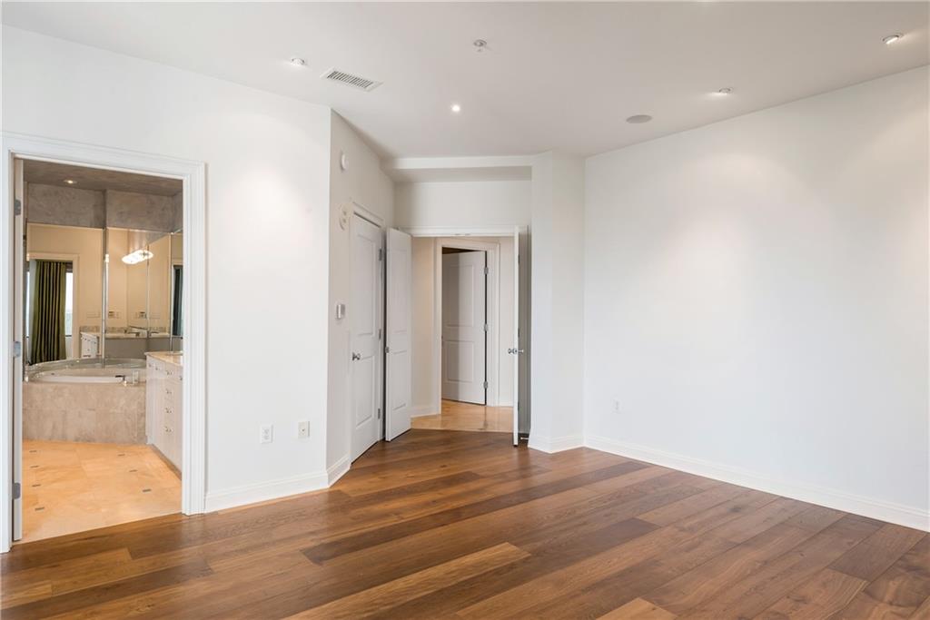 2828 Peachtree Road NE Unit 1903