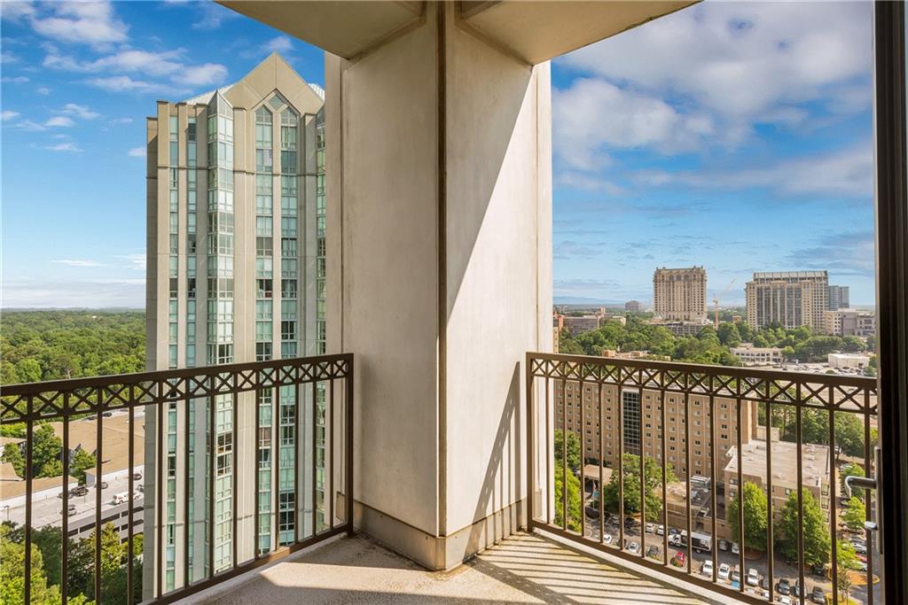 2828 Peachtree Road NE Unit 1903