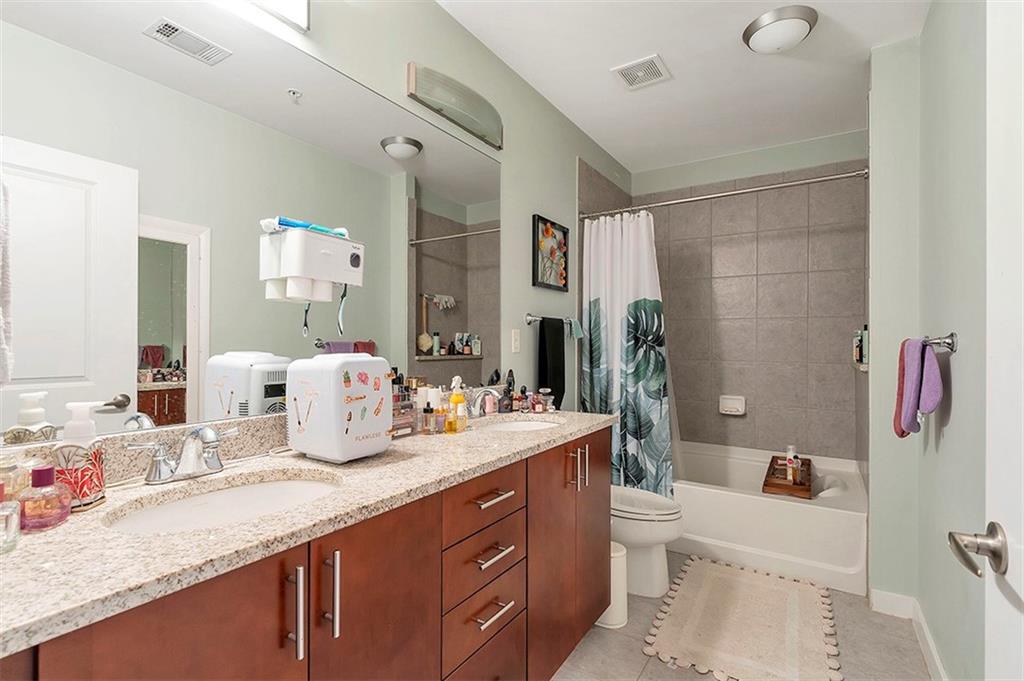 400 W Peachtree Street NW Unit 3611