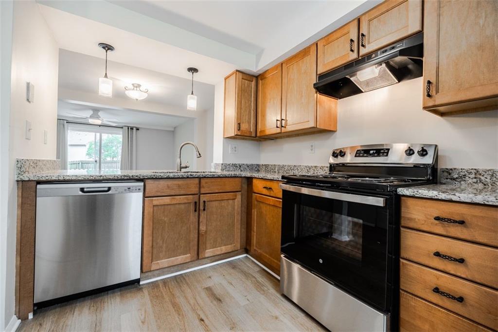 899 REGAL PATH Lane Unit 4