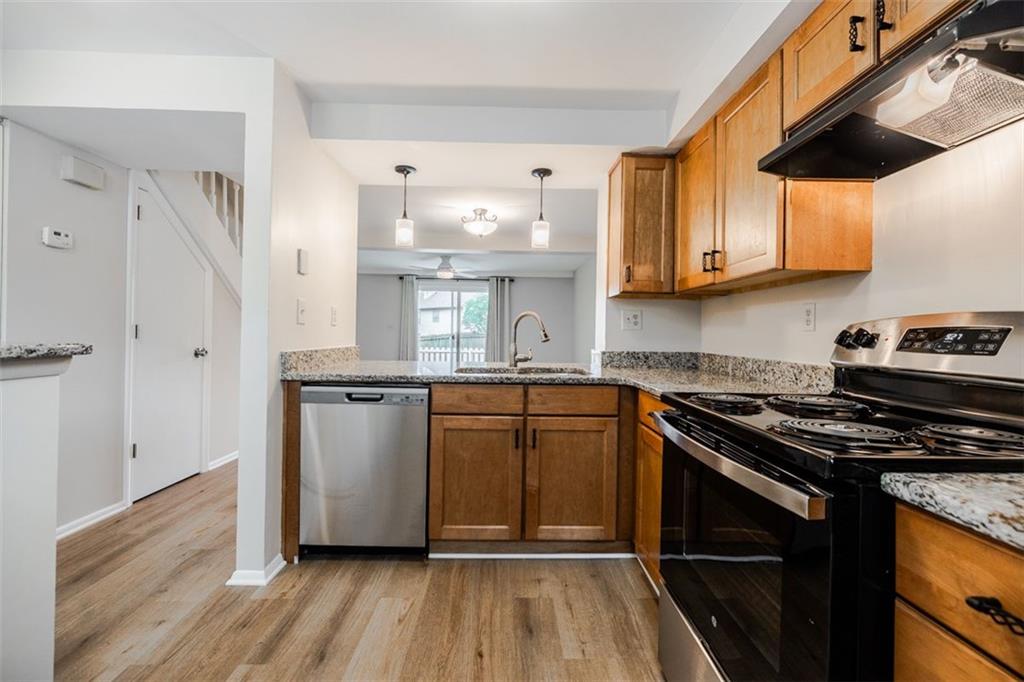 899 REGAL PATH Lane Unit 4