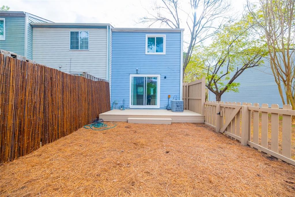 899 REGAL PATH Lane Unit 4