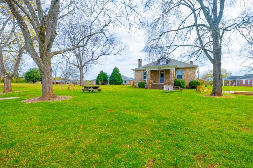 899 REGAL PATH Lane Unit 4