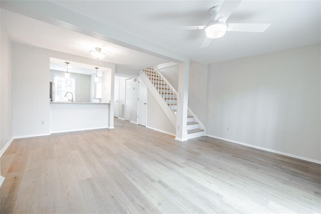 899 REGAL PATH Lane Unit 4