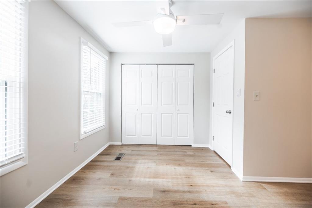 899 REGAL PATH Lane Unit 4