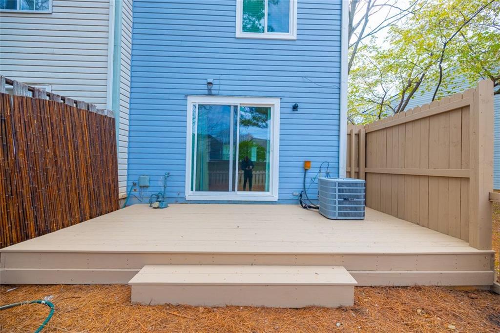 899 REGAL PATH Lane Unit 4