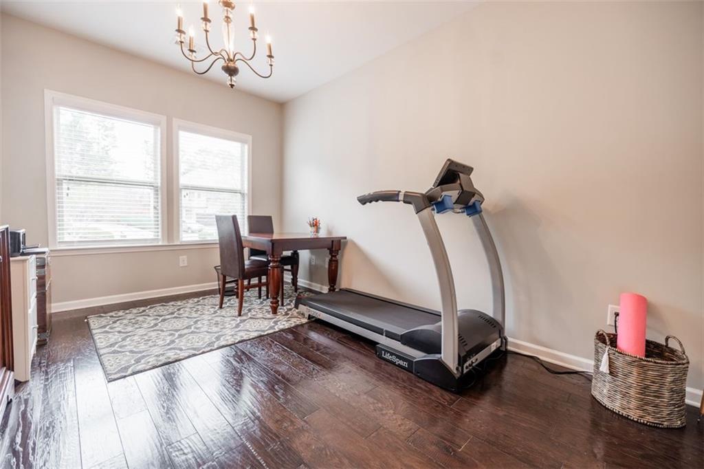 732 RAVENVIEW Court
