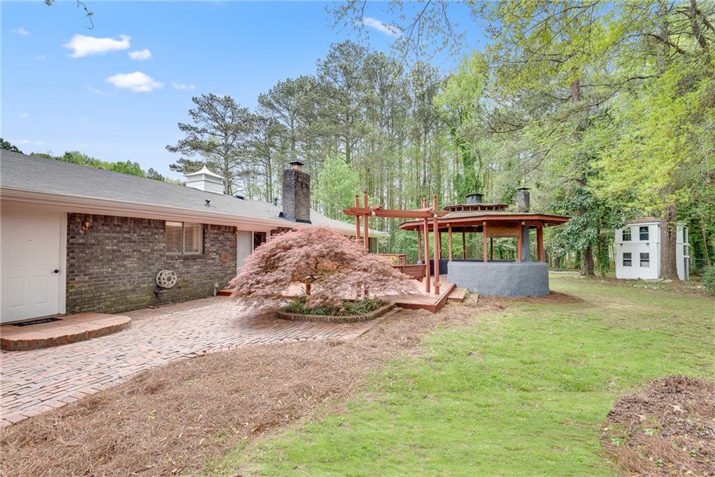 2467 Lenora Church Road