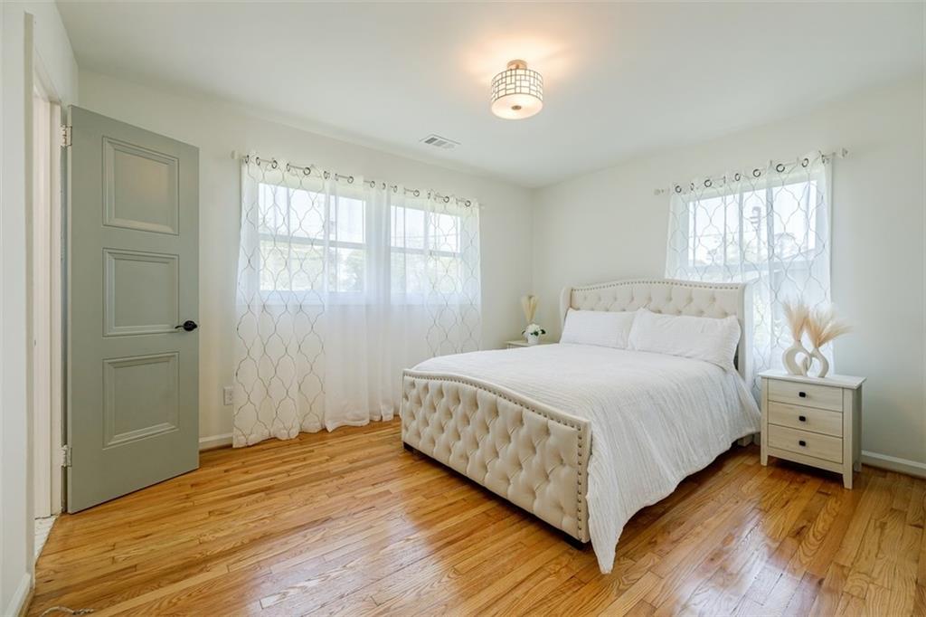 2784 Miriam Lane