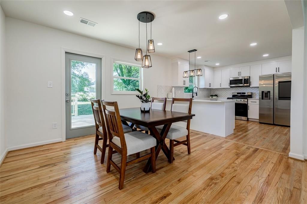 2784 Miriam Lane