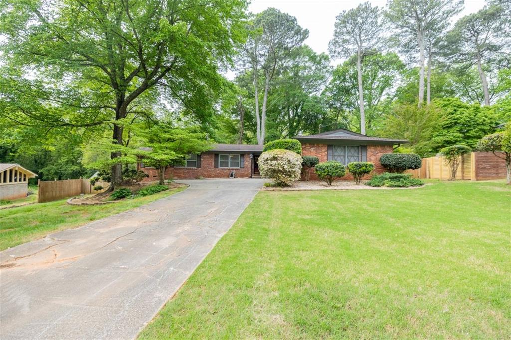 490 SAFARI Circle