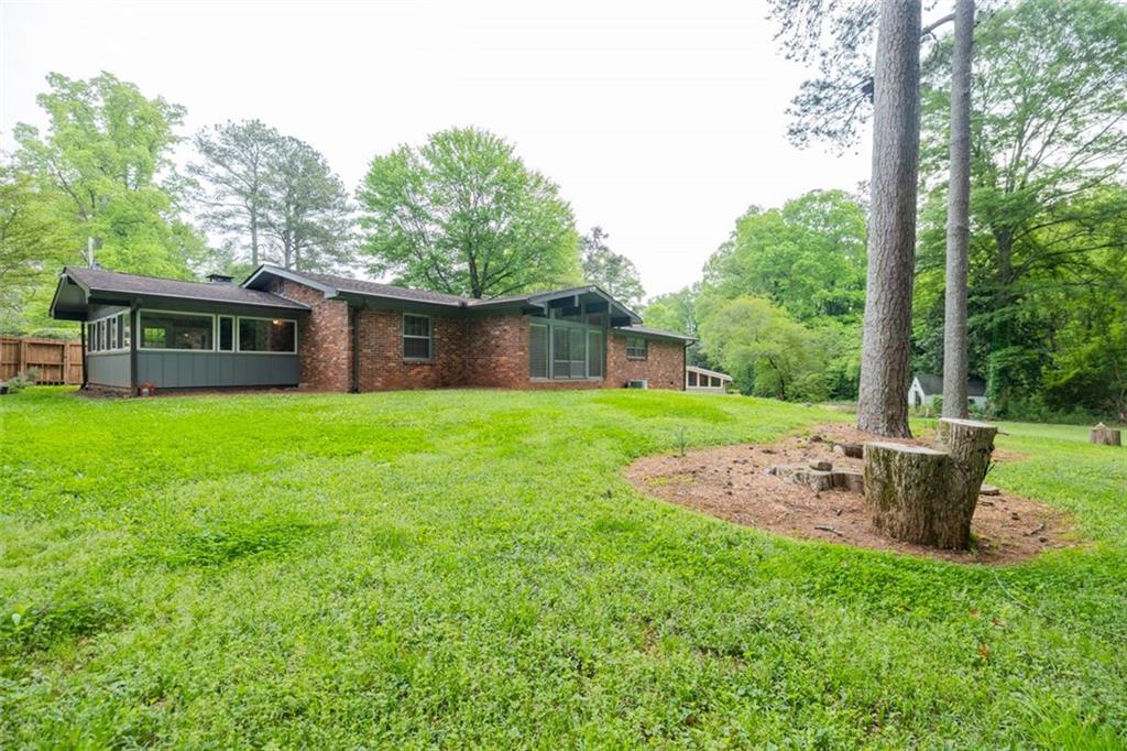 490 SAFARI Circle