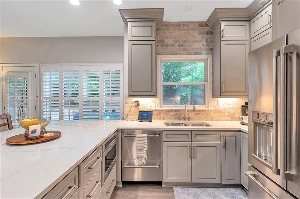 1055 Burycove Lane