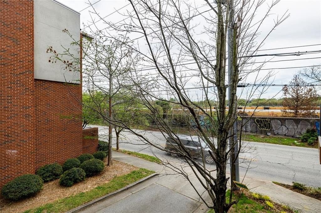 972 DEKALB Avenue NE Unit 202
