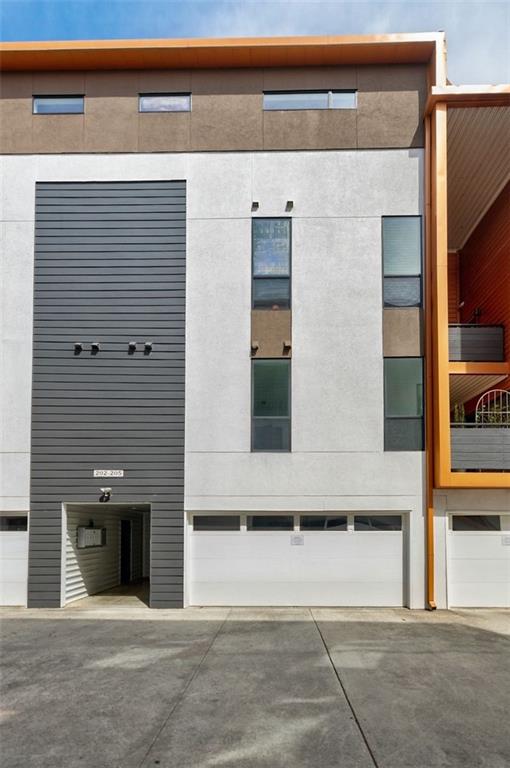 972 DEKALB Avenue NE Unit 202