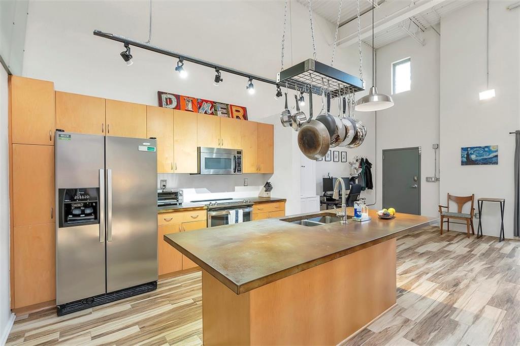 195 Arizona Avenue NE Unit 117
