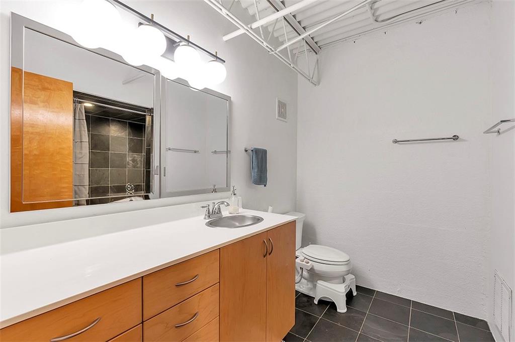 195 Arizona Avenue NE Unit 117