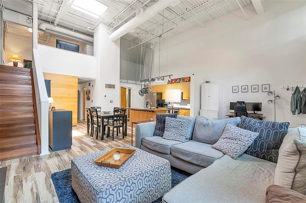 195 Arizona Avenue NE Unit 117