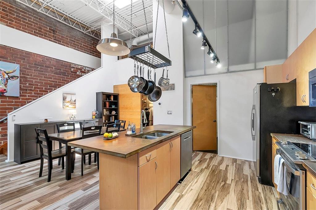 195 Arizona Avenue NE Unit 117
